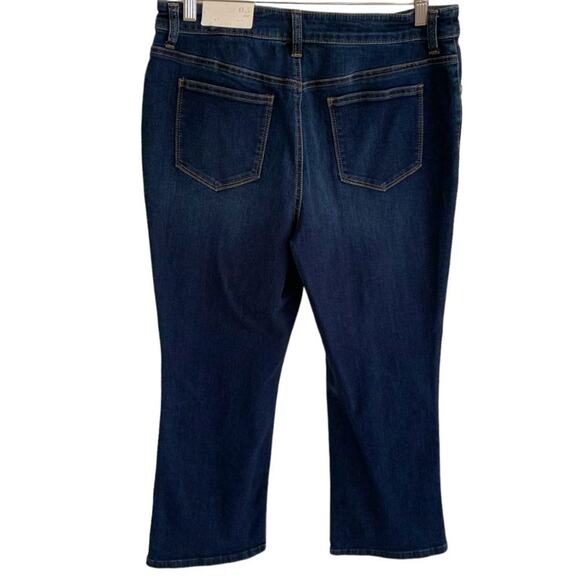NWT Chico's Platinum Flare 25 inch Crop Jean Fenton Indigo Chico's Size … - Picture 2 of 13